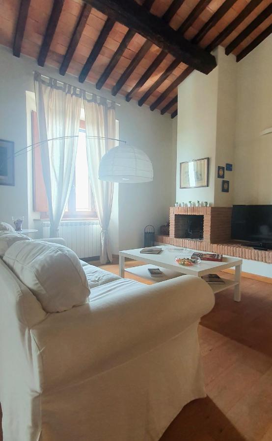 Mattimamihouse Apartment Montepescali ภายนอก รูปภาพ