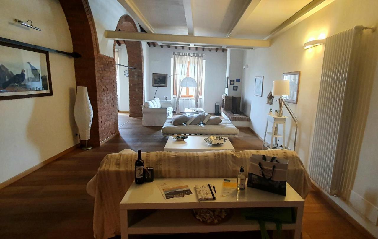 Mattimamihouse Apartment Montepescali ภายนอก รูปภาพ