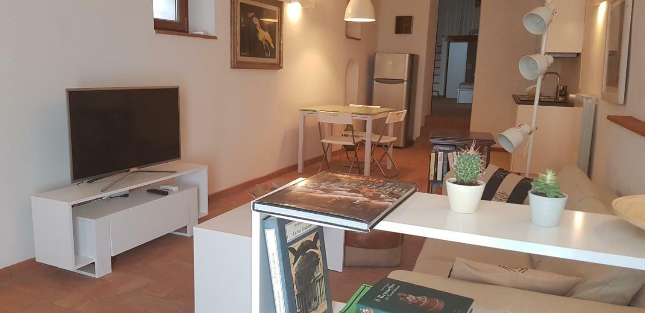 Mattimamihouse Apartment Montepescali ภายนอก รูปภาพ