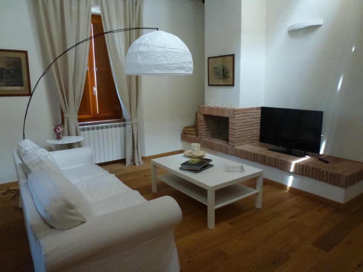 Mattimamihouse Apartment Montepescali ภายนอก รูปภาพ